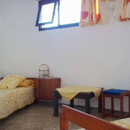 Sleeps 6 Wifi * Фамара