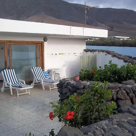 Sleeps 6 Wifi *