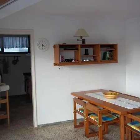 Sleeps 6 Wifi *