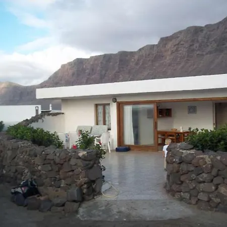 Sleeps 6 Wifi Casa de Férias *