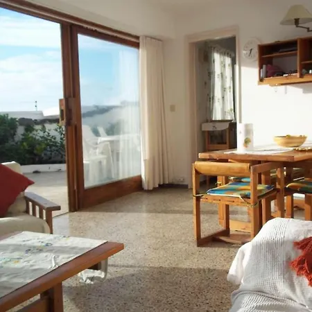 Σπίτι διακοπών Sleeps 6 Wifi Famara